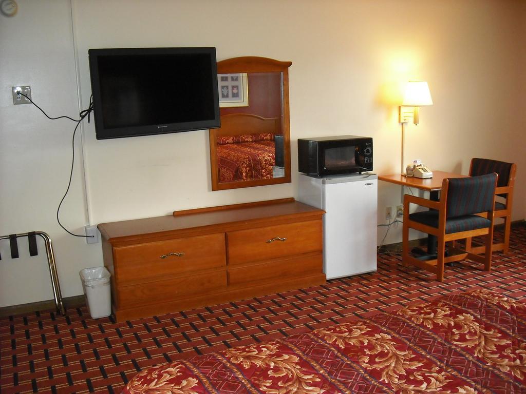 Regency Inn Hudson Eksteriør bilde