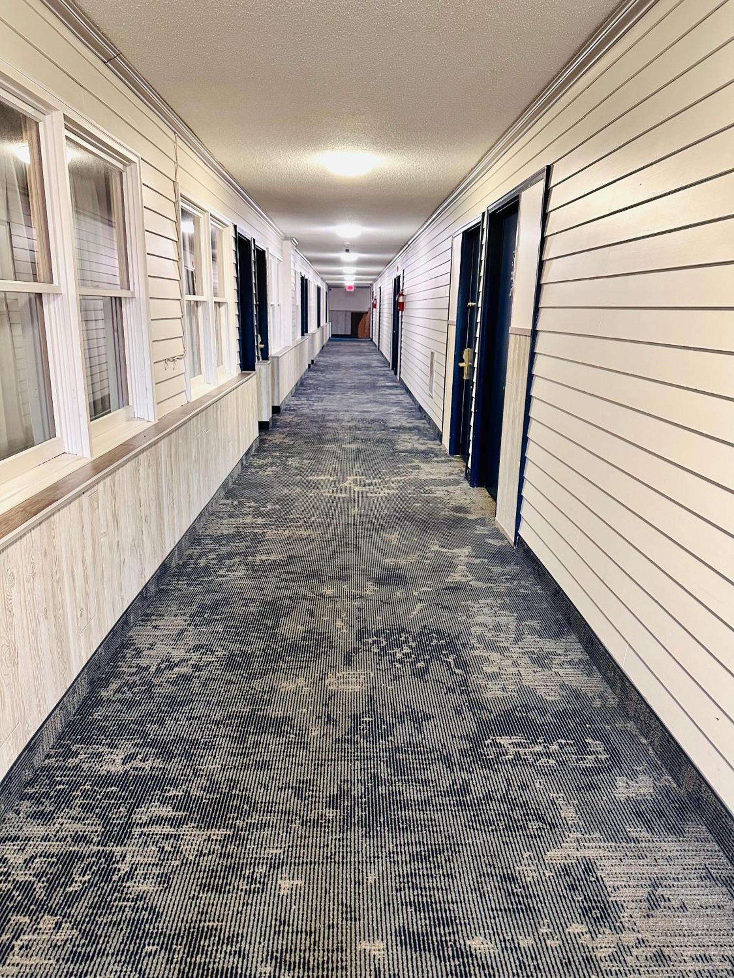 Regency Inn Hudson Eksteriør bilde